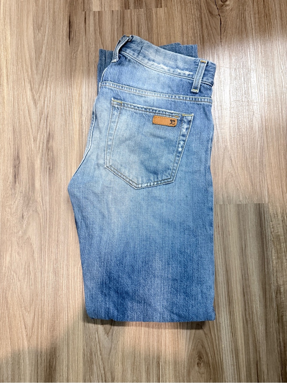 Joe's Jeans Brixton women’s 28 Slim Straight 100% Cotton Light Wash Distressed